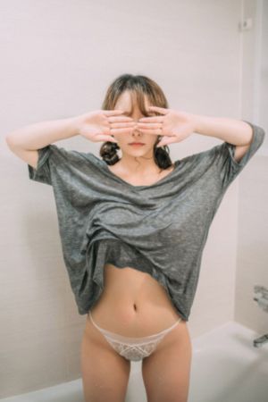 神秘感染2女主好漂亮啊
