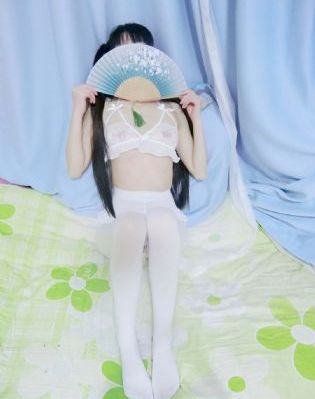 善良的女秘书的目的在线