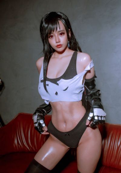 年轻的母亲2018